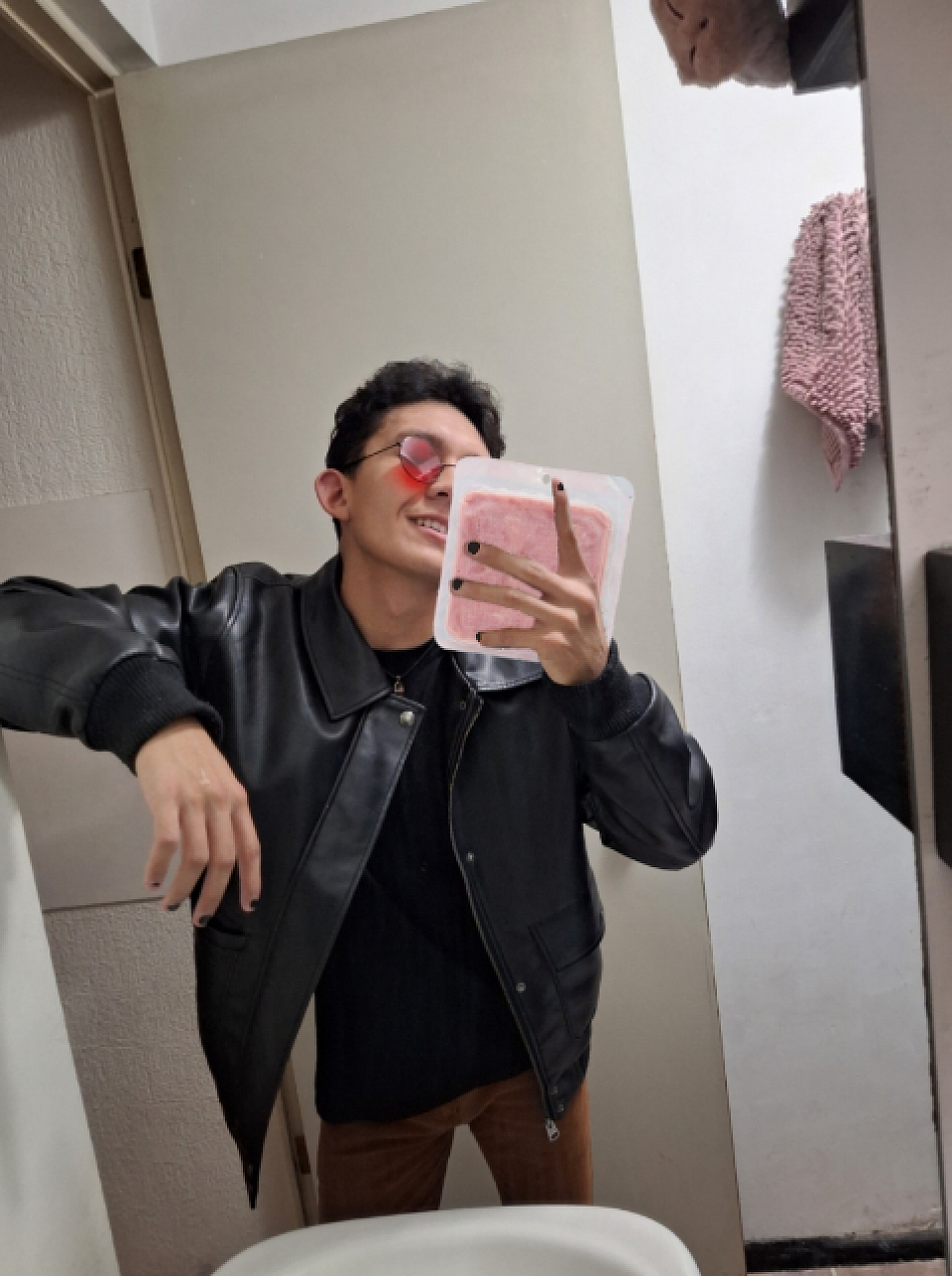 J